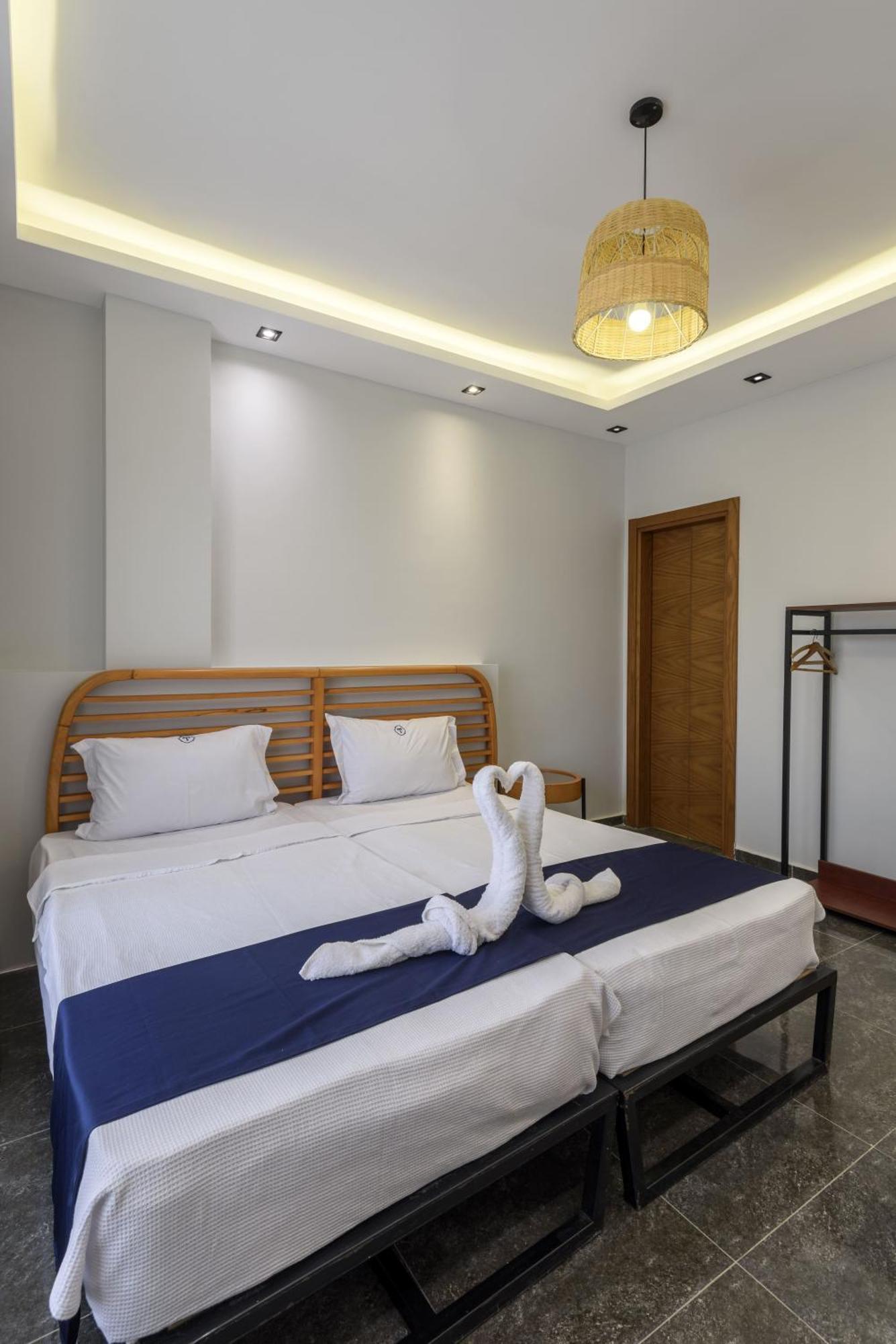 Travelholic Auc Apartment *