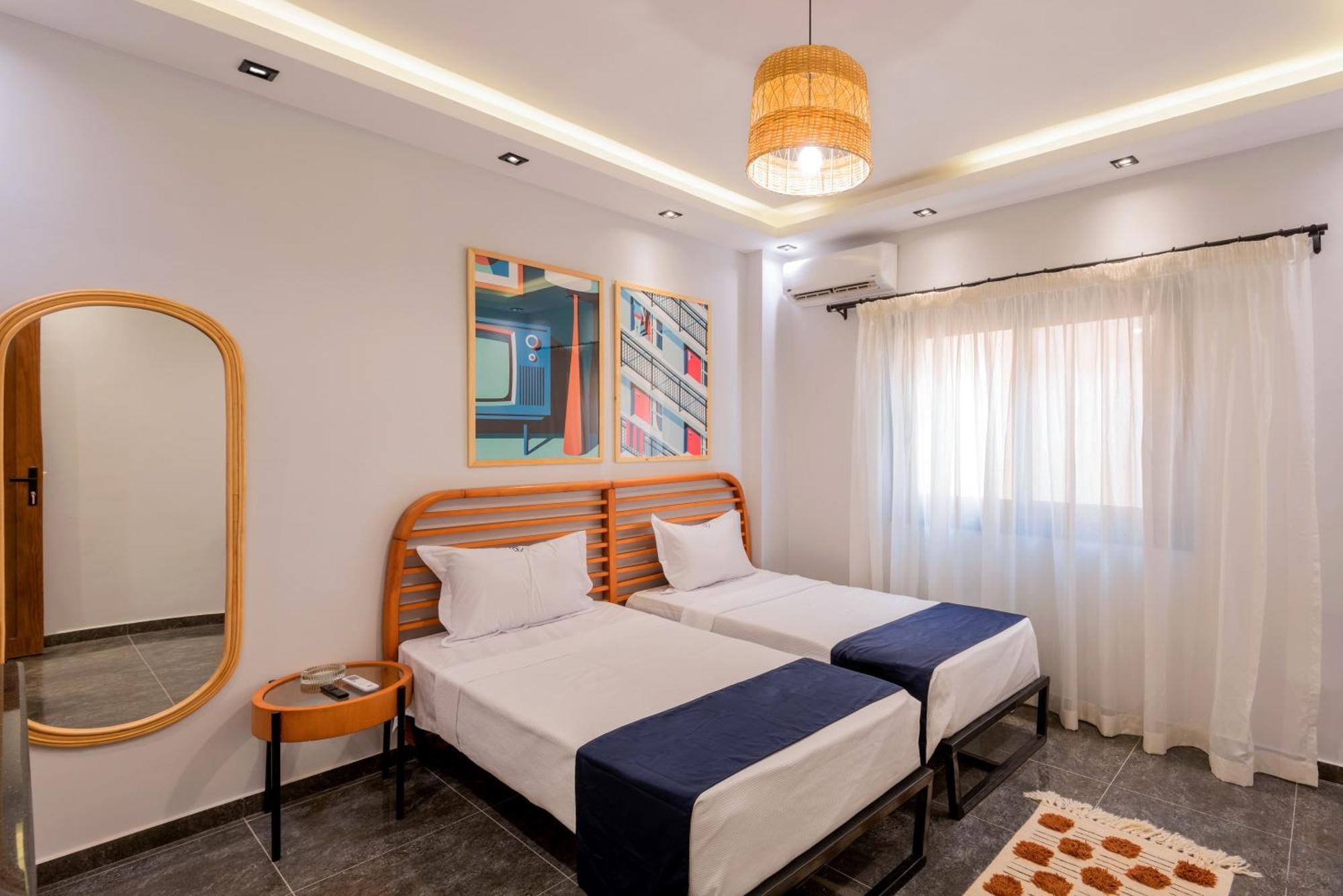 Apartment Travelholic Auc *