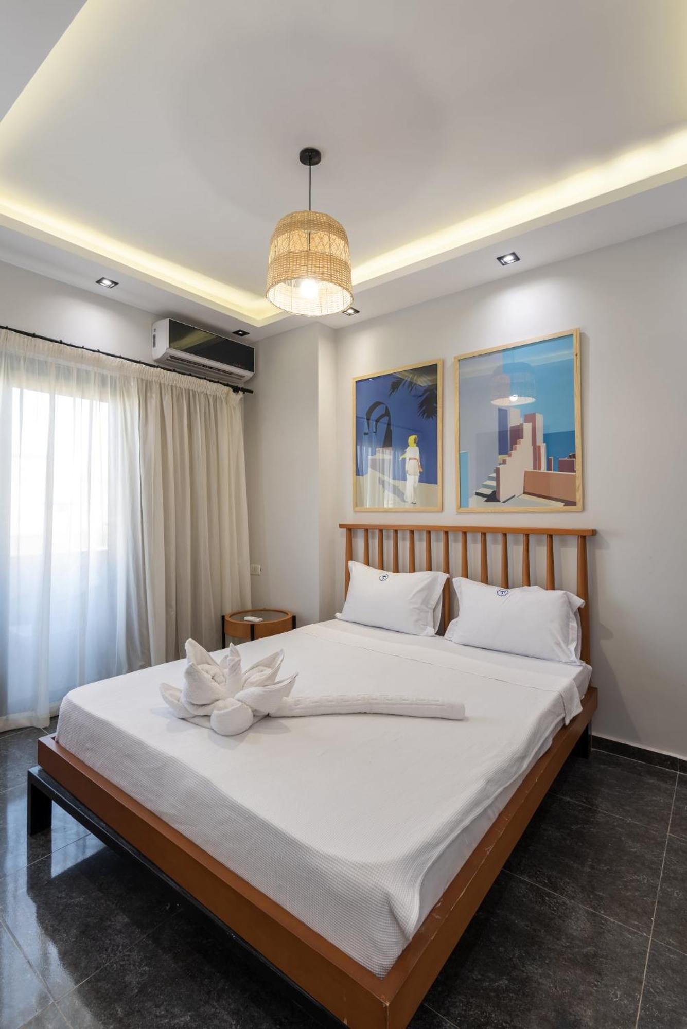 Apartment Travelholic Auc