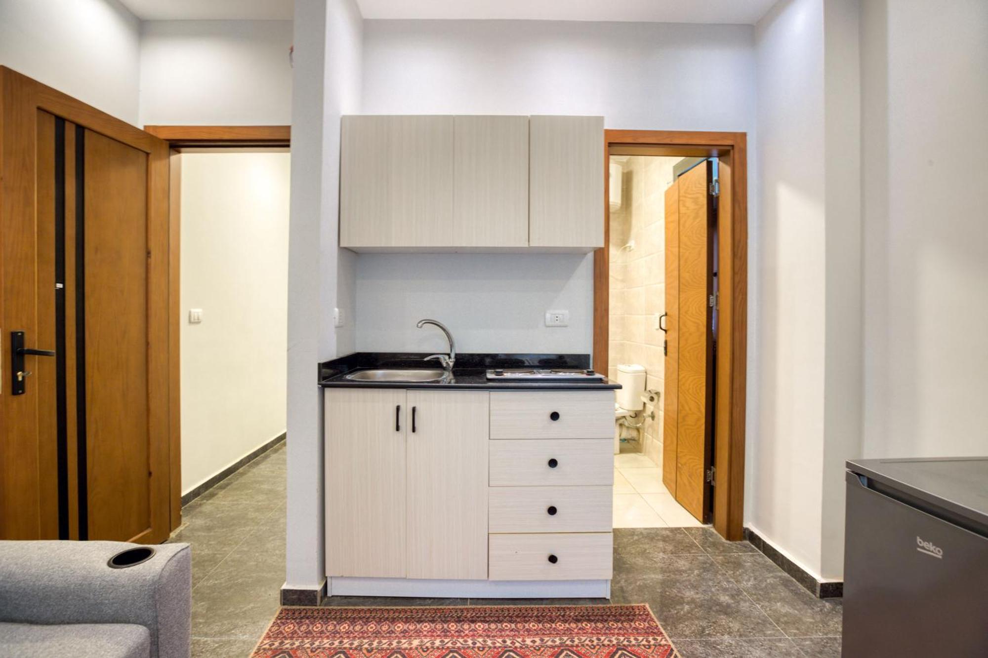 Apartment Travelholic Auc Cairo