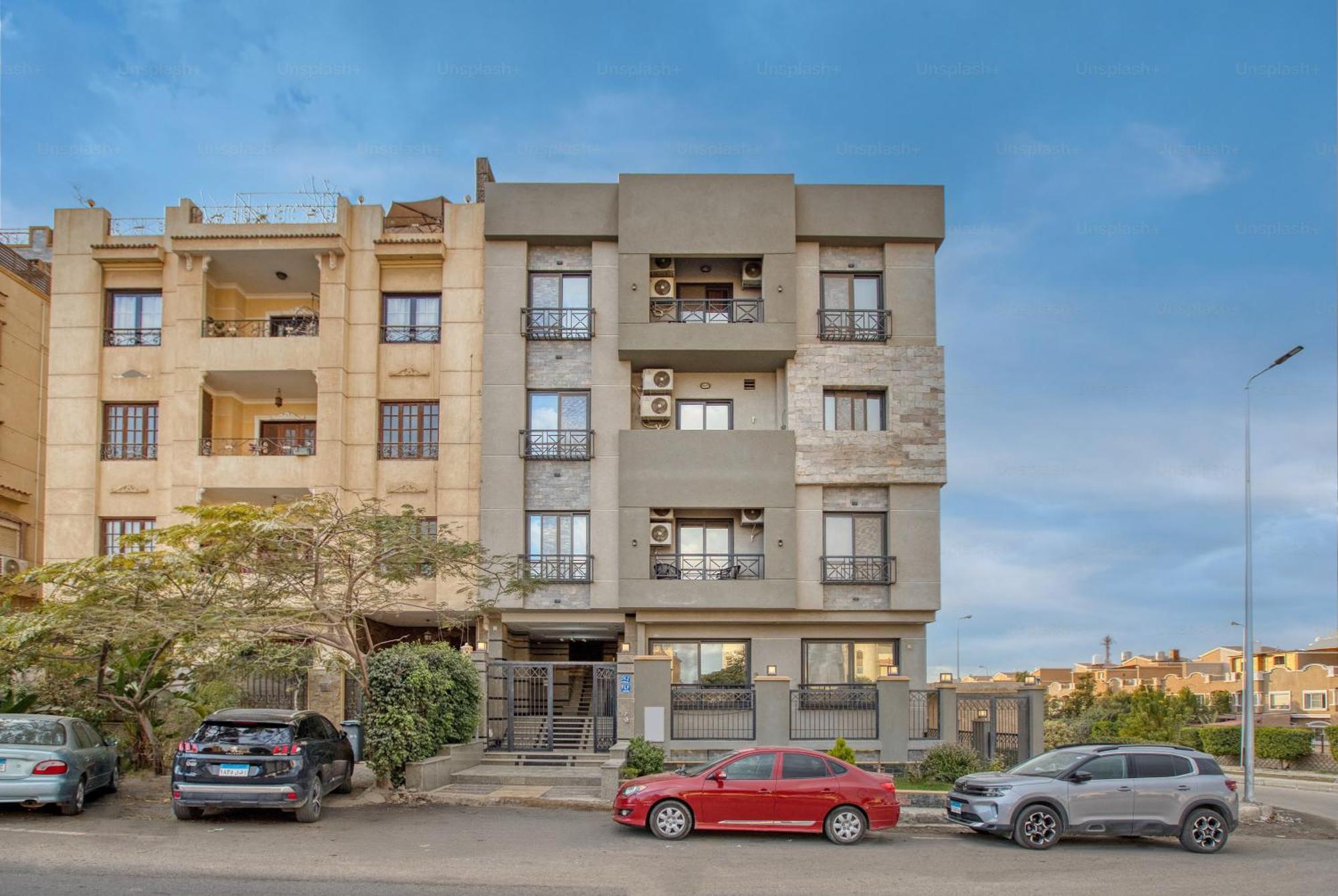Travelholic Auc Apartment *