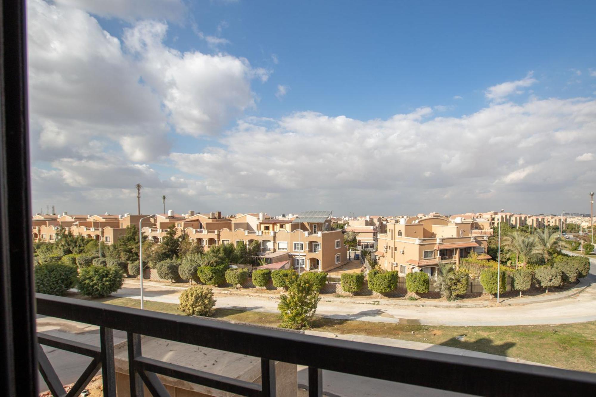 Apartment Travelholic Auc Cairo